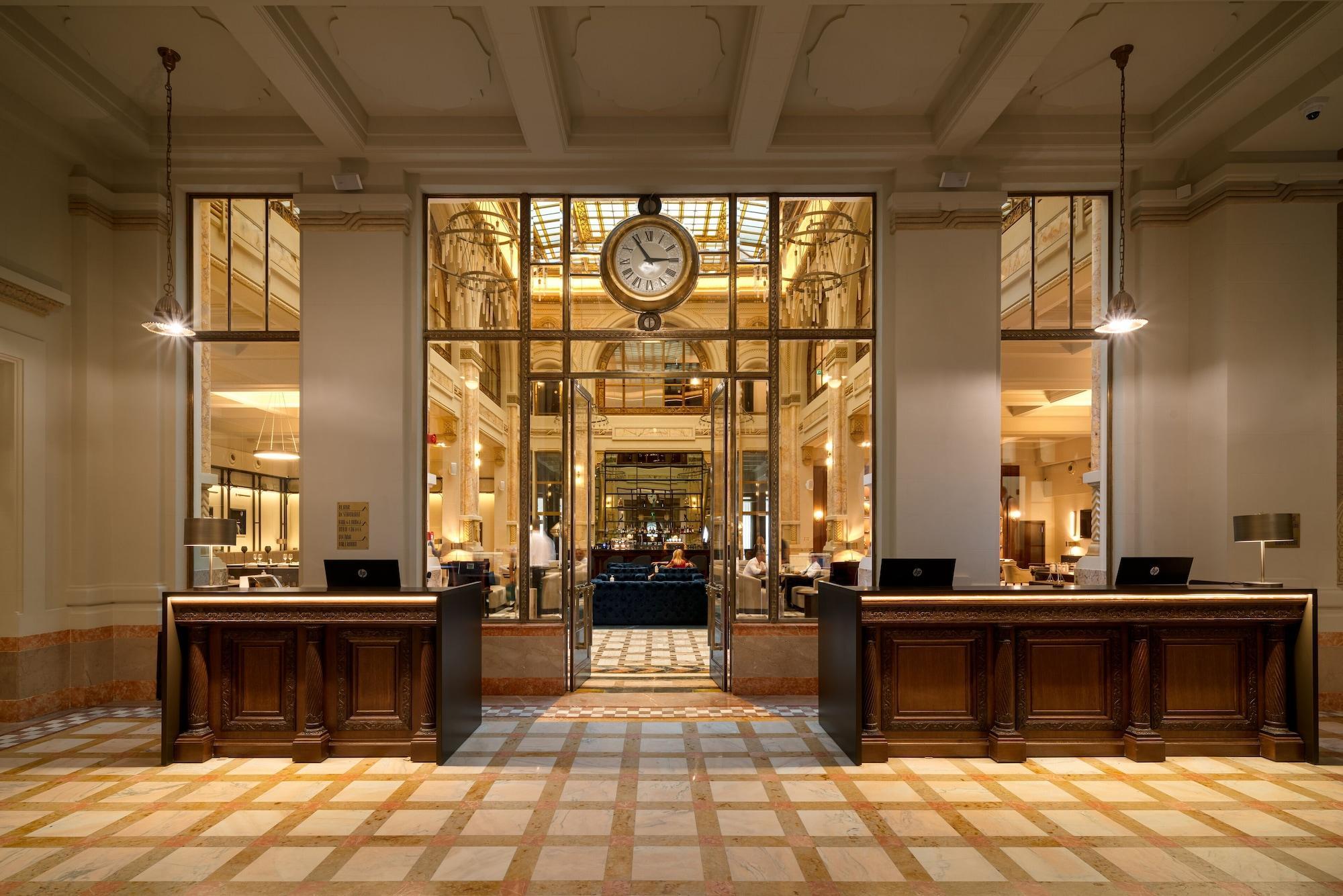The Marmorosch Bucharest, Autograph Collection 호텔 외부 사진 The lobby of the hotel