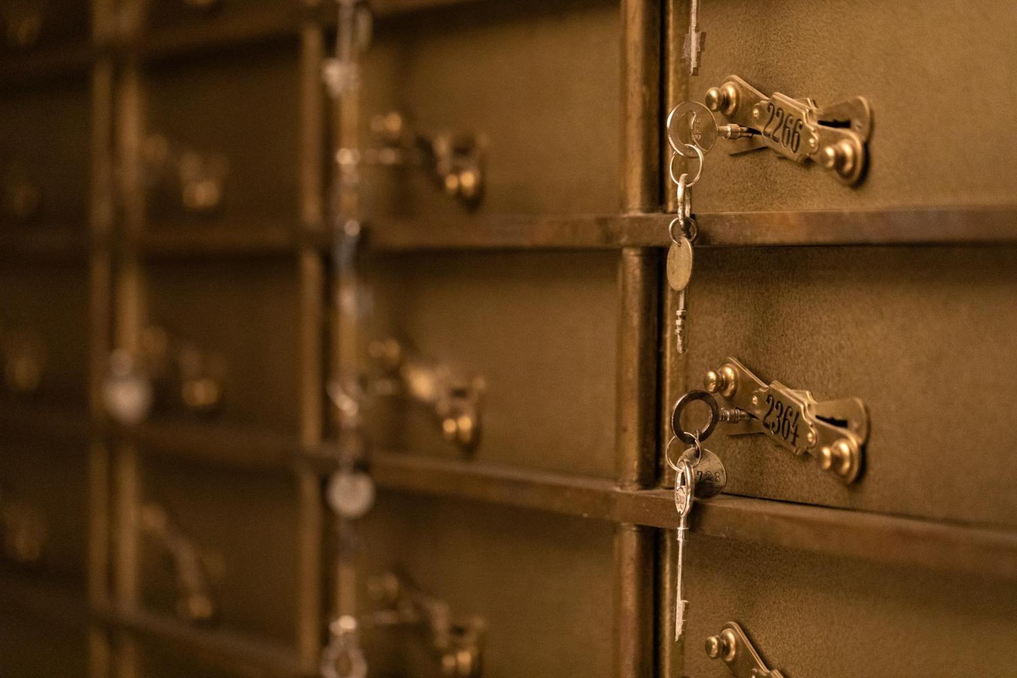 The Marmorosch Bucharest, Autograph Collection 호텔 외부 사진 Safe deposit boxes