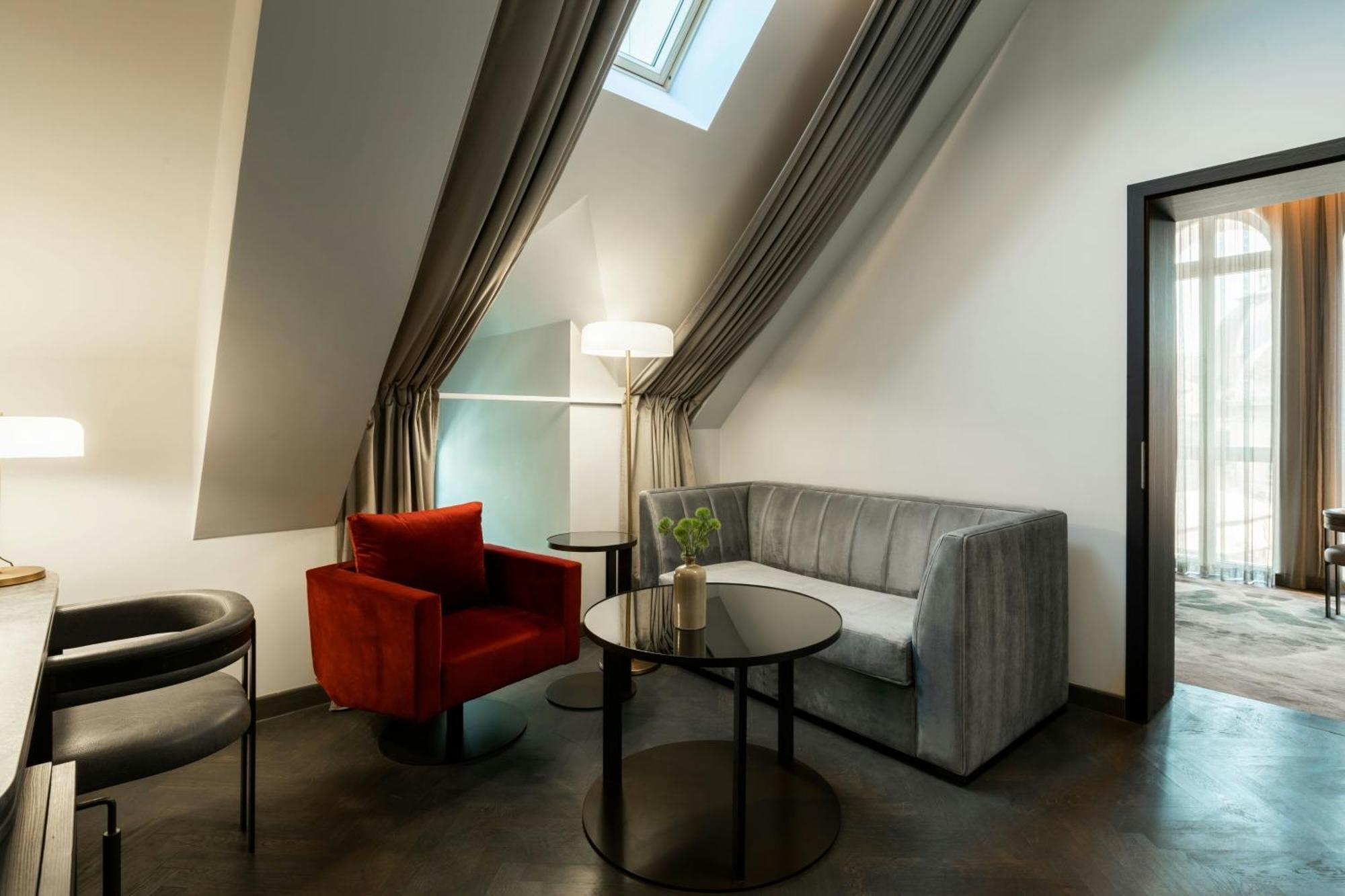 The Marmorosch Bucharest, Autograph Collection 호텔 외부 사진 A suite at the Hotel